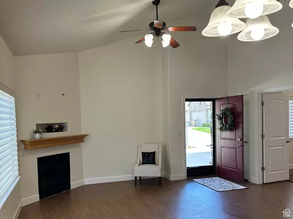 Draper, UT 84020,670 E WYNGATE POINT LN S