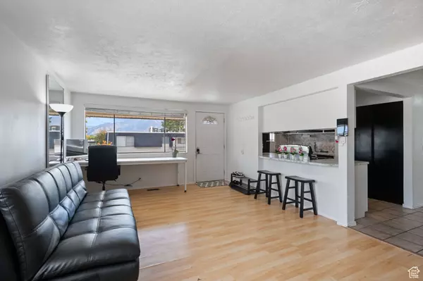 Taylorsville, UT 84123,4332 S 1195 W #18D