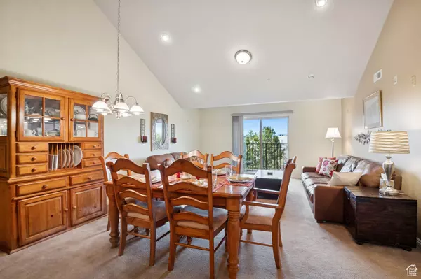 1205 E PRIVET DR S #430, Salt Lake City, UT 84121