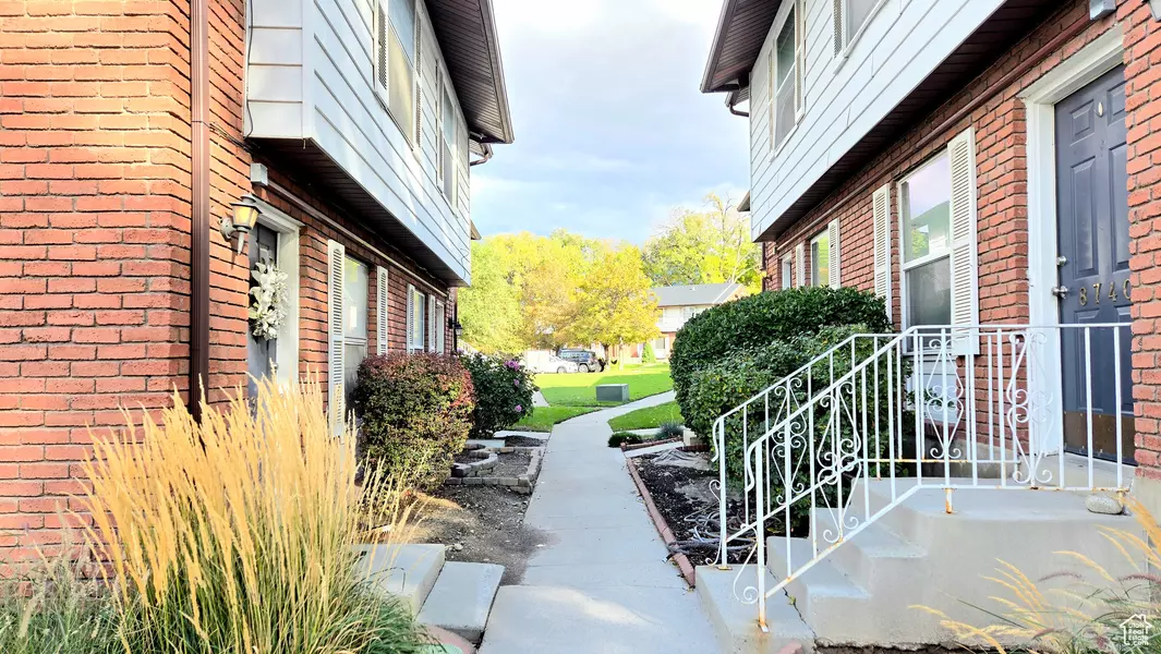 8732 S 620 E, Sandy, UT 84070