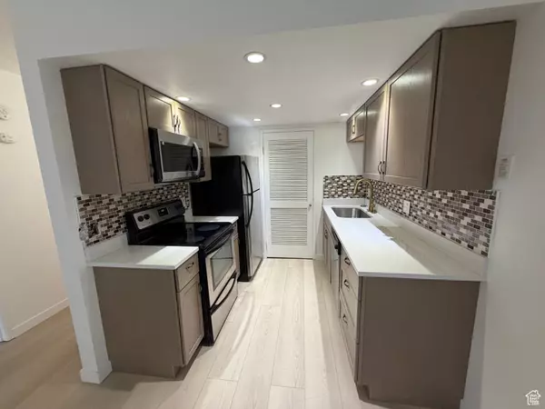 Salt Lake City, UT 84102,115 S 1100 E #614