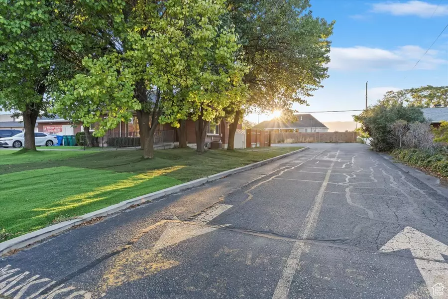 11930 S REDWOOD RD, Riverton, UT 84065