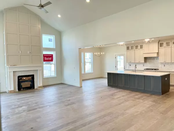 South Jordan, UT 84009,6719 W SALT MARSH RD #5-449