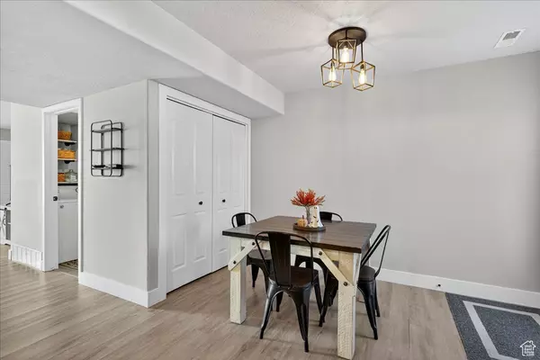 Harrisville, UT 84414,346 W 1925 N