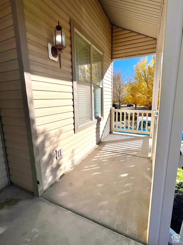 Eagle Mountain, UT 84005,7398 N UTE DR E