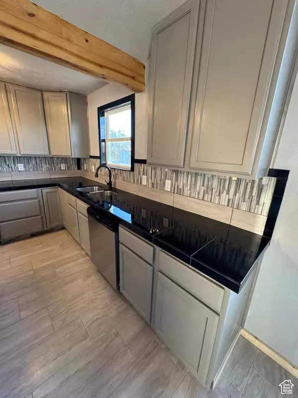 East Carbon, UT 84520,121 2ND W