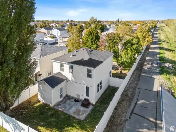 Clinton, UT 84015,2034 N 2095 W