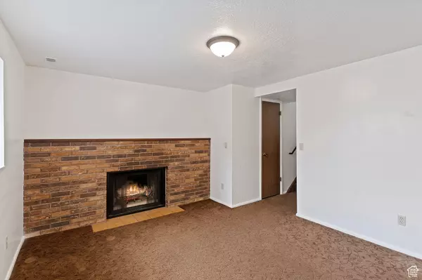 Roy, UT 84067,3652 W 4625 S