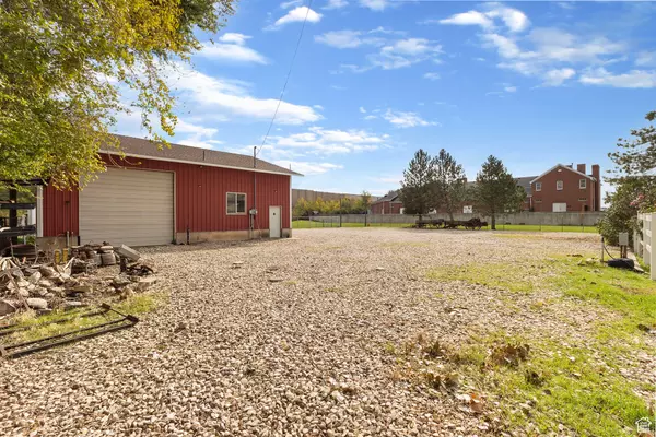 Farr West, UT 84404,1838 N 2000 W