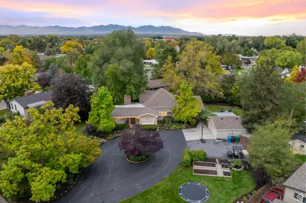 Holladay, UT 84121,5766 S BEAUMONT DR