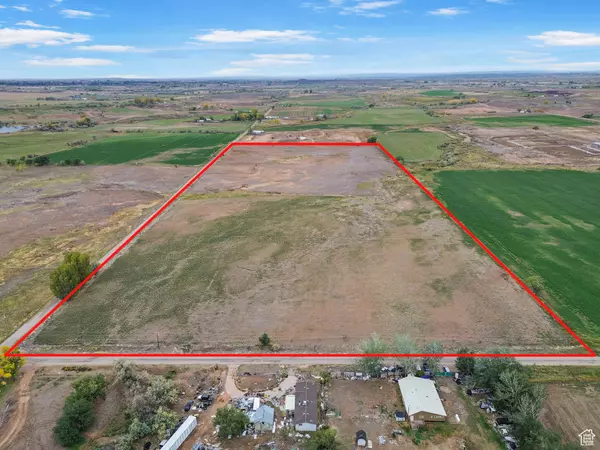 9755 N 9000 E, Tridell, UT 84076