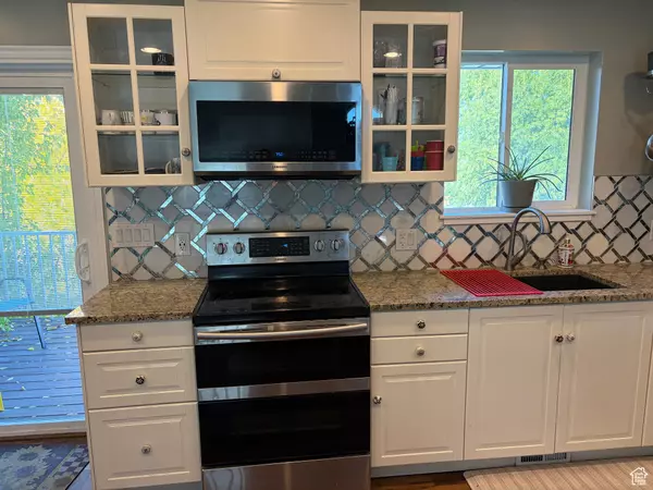 Murray, UT 84123,1178 W BRANDONWOOD DR