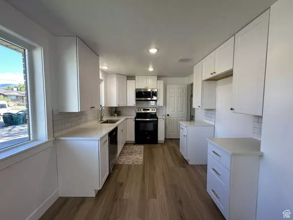 Clearfield, UT 84015,131 N TERRACE DR