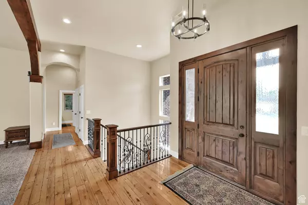 Mountain Green, UT 84050,6065 N LARIAT LN