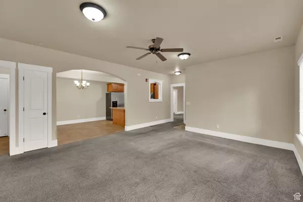 Saratoga Springs, UT 84045,1948 N CREST RD