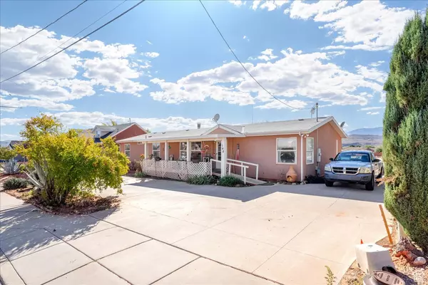 Ivins, UT 84738,148 S 200 W