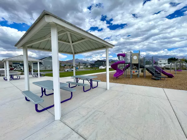 Lehi, UT 84043,1908 N 2230 W