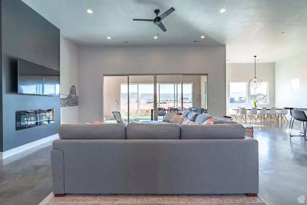 Hurricane, UT 84737,5089 W 3175 S