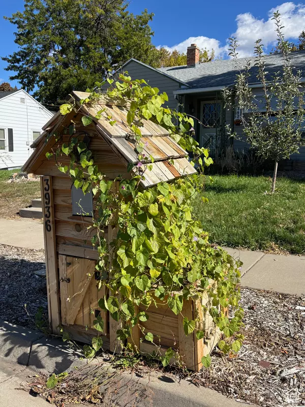 South Ogden, UT 84403,3936 S EVELYN RD