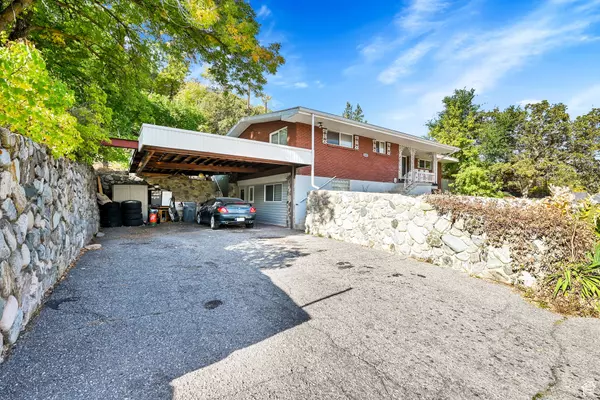 South Ogden, UT 84403,4825 S BURCH CREEK DR. E