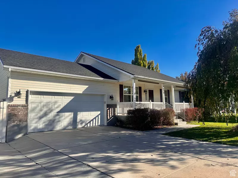 5634 MILLER CIR, Stansbury Park, UT 84074