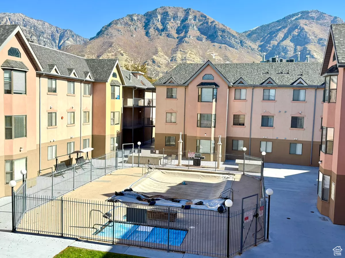 Provo, UT 84604,836 N UNIVERSITY AVE #111
