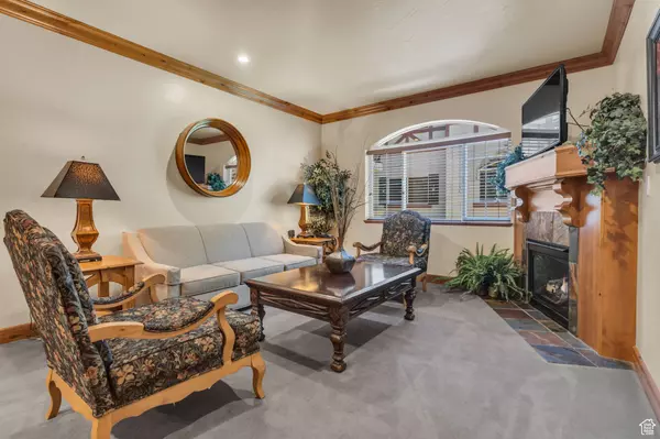 Midway, UT 84049,840 W BIGLER LN #1012