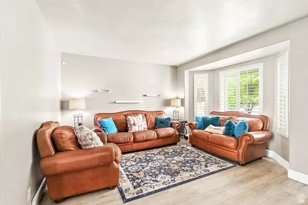 Stansbury Park, UT 84074,137 STERN CT