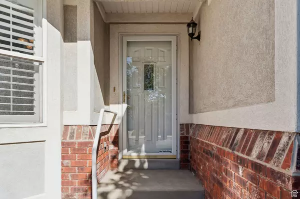 West Jordan, UT 84088,1434 W AUTUMN OAK CIR