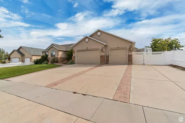 Riverton, UT 84096,5233 W AUTUMN CREEK DR