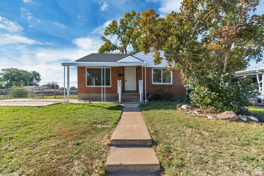 5289 S 2200 W, Roy, UT 84067