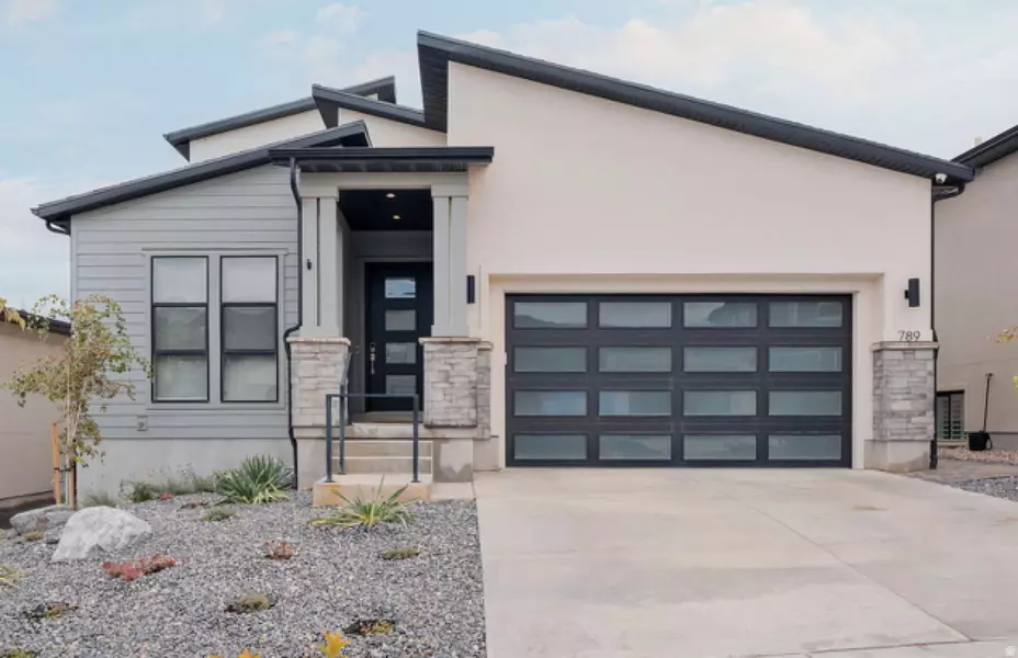 789 S MILLER AVE S, North Salt Lake, UT 84054