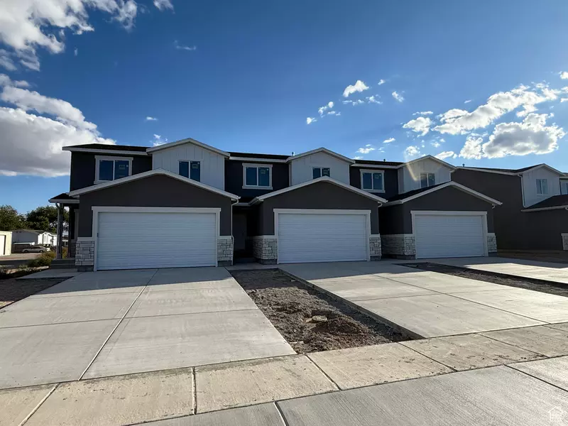 32 E 300 S, Delta, UT 84624