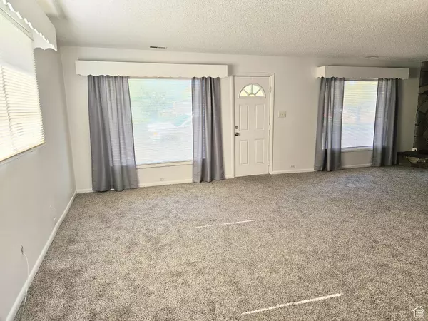 Magna, UT 84044,2755 S 9100 W