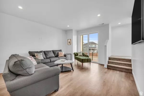 Mountain Green, UT 84050,5930 CARDIFF PASS RD