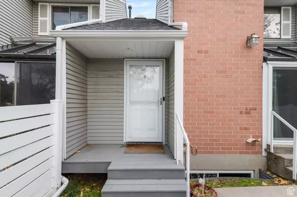 Midvale, UT 84047,937 E ESSEX COURT WAY S #3