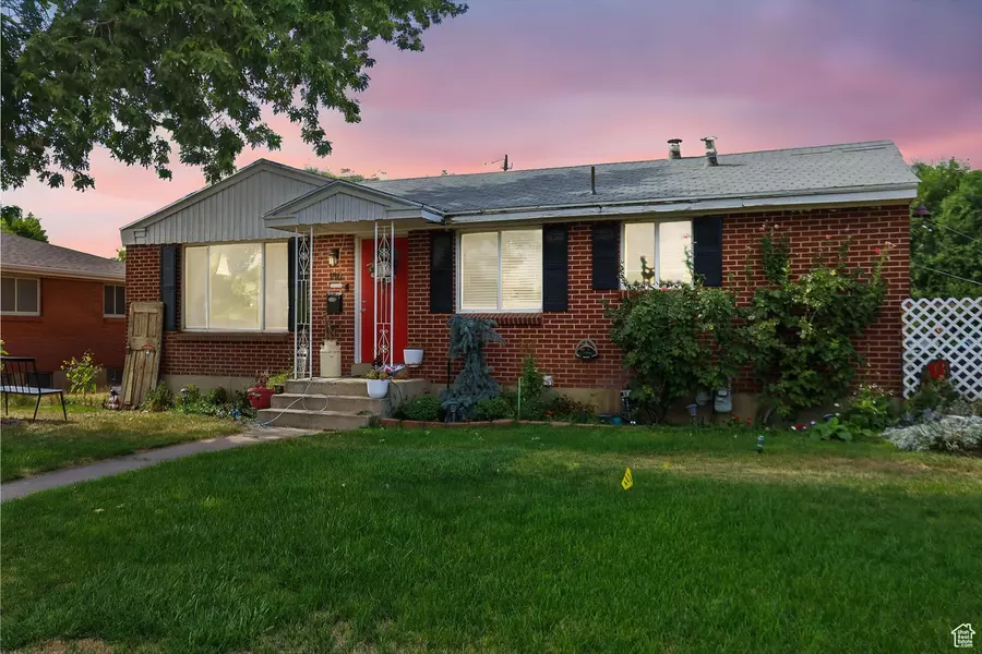 186 SYCAMORE CIR, Clearfield, UT 84015