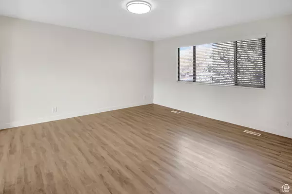 West Valley City, UT 84120,3869 W DETEVIS CIR