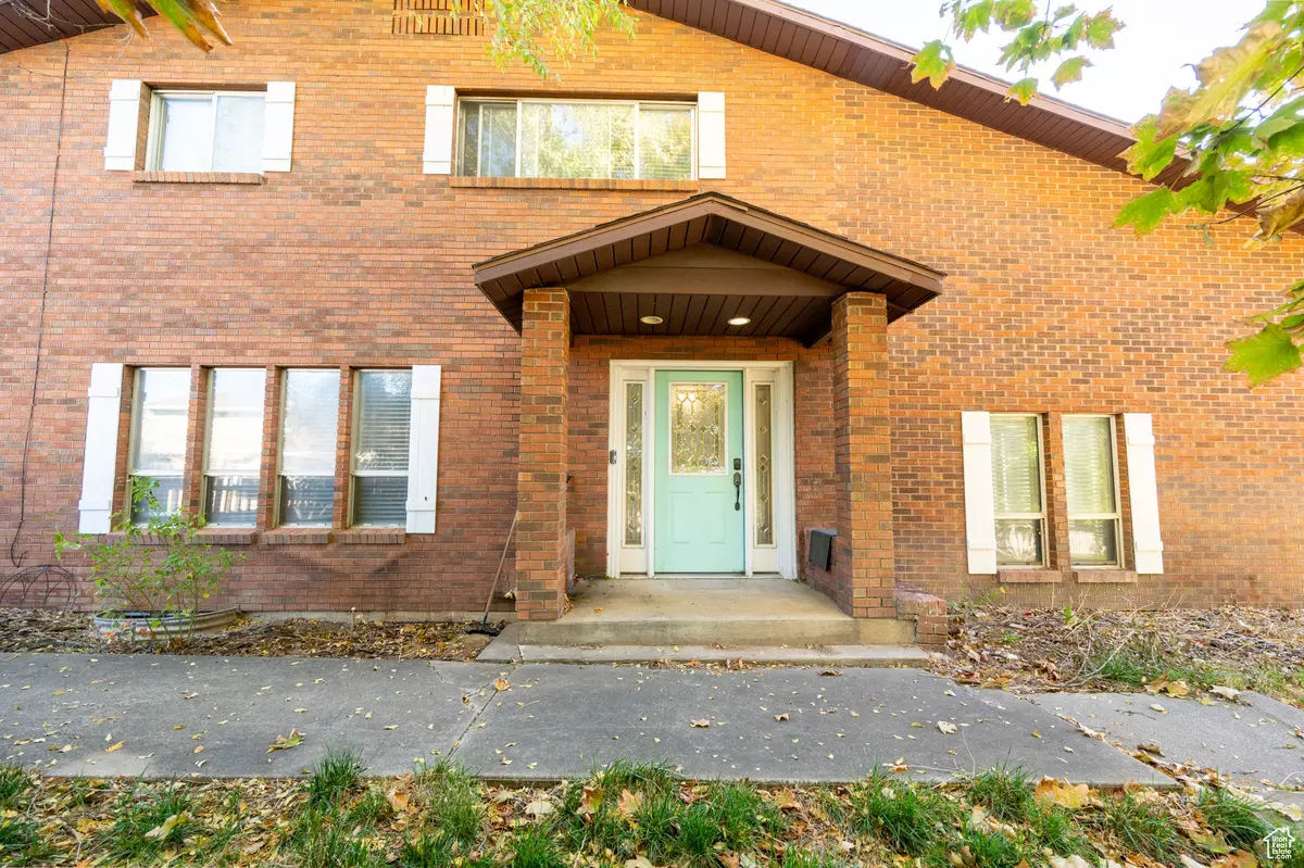 Pleasant View, UT 84414,1012 W 3550 N