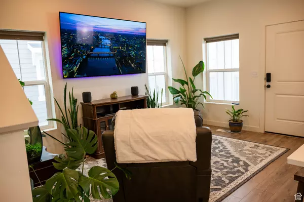 Eagle Mountain, UT 84005,4377 E LONGLEAF LN