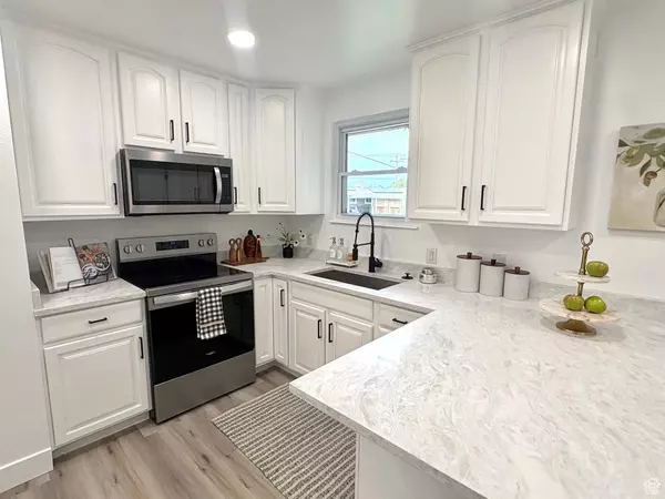 West Valley City, UT 84120,4760 W KATHLEEN AVE