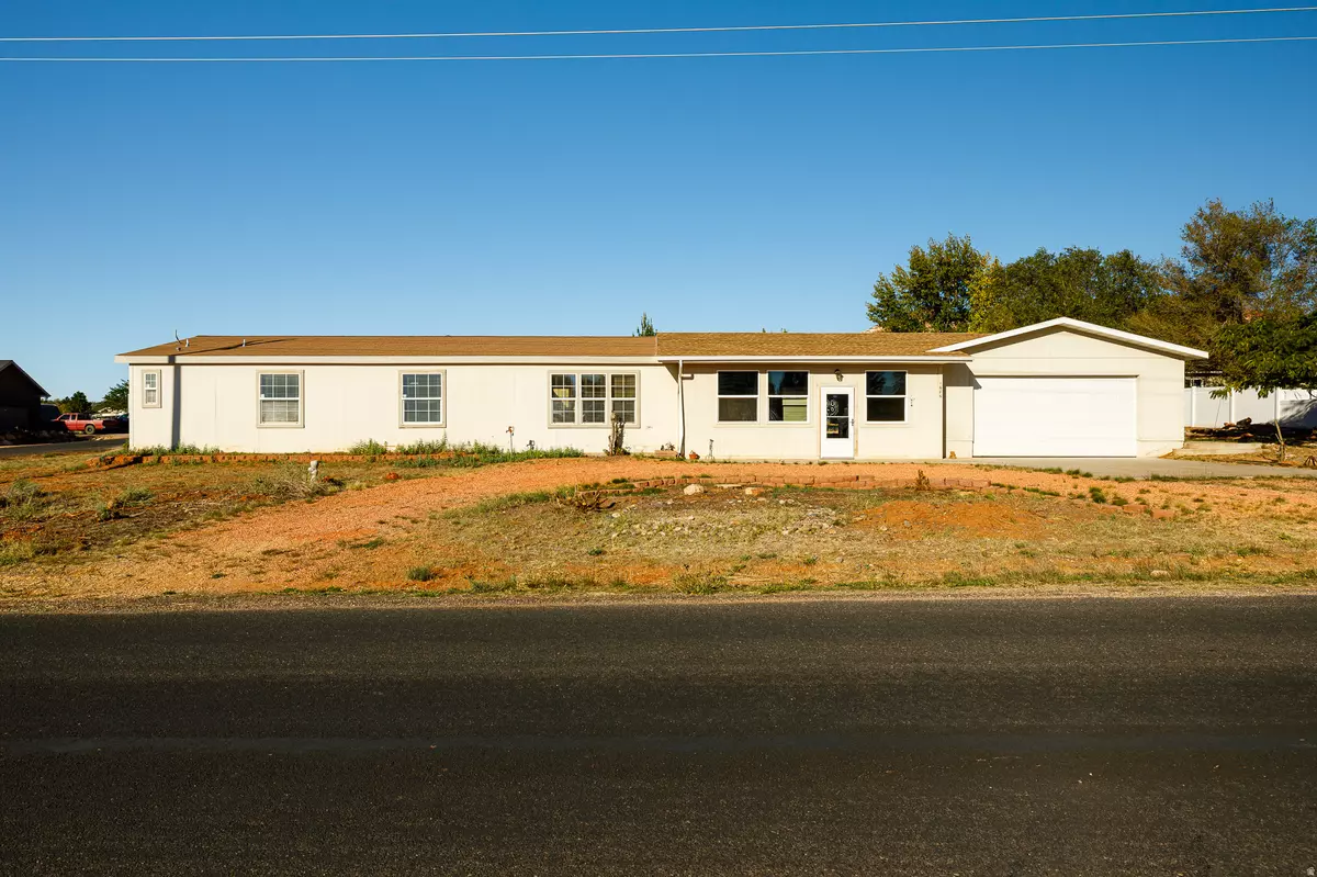 Kanab, UT 84741,1686 S POWELL DR