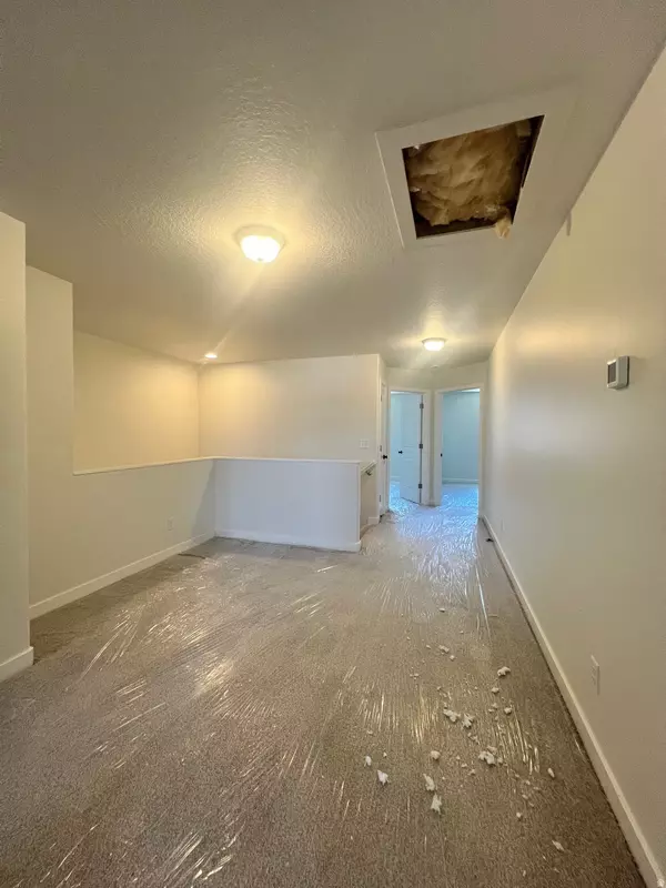 Clinton, UT 84015,2619 N 2080 W #177