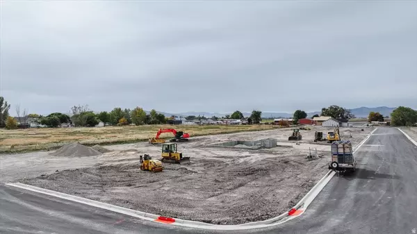 Elwood, UT 84337,5055 W 10200 N