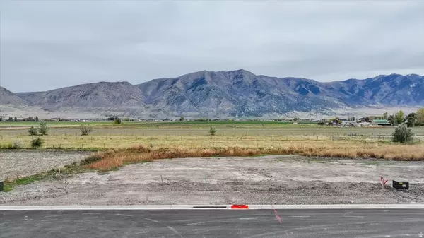 Elwood, UT 84337,10120 N 5020 W #1