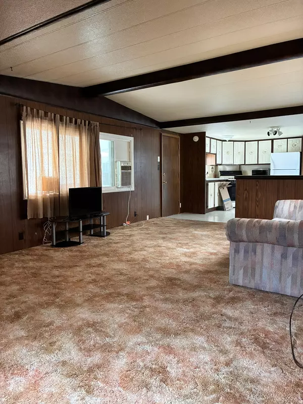 Murray, UT 84123,6494 S 1090 W #152