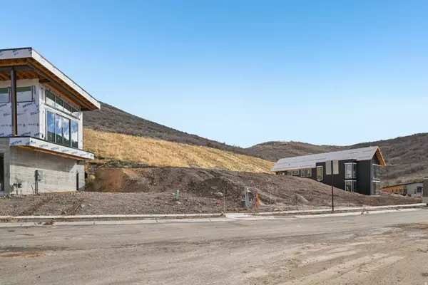 Heber City, UT 84032,4092 E HARRIS WAY N #121