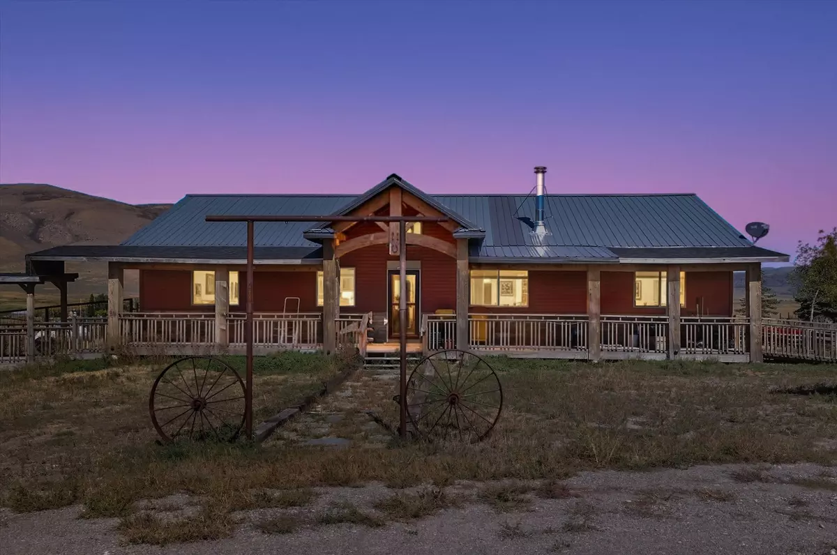 Elba, ID 83342,1206 E 2000 S