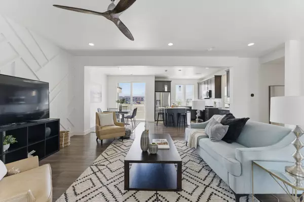 South Jordan, UT 84095,11398 LAKE RUN RD