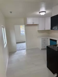 Salt Lake City, UT 84104,946 S NAVAJO ST W